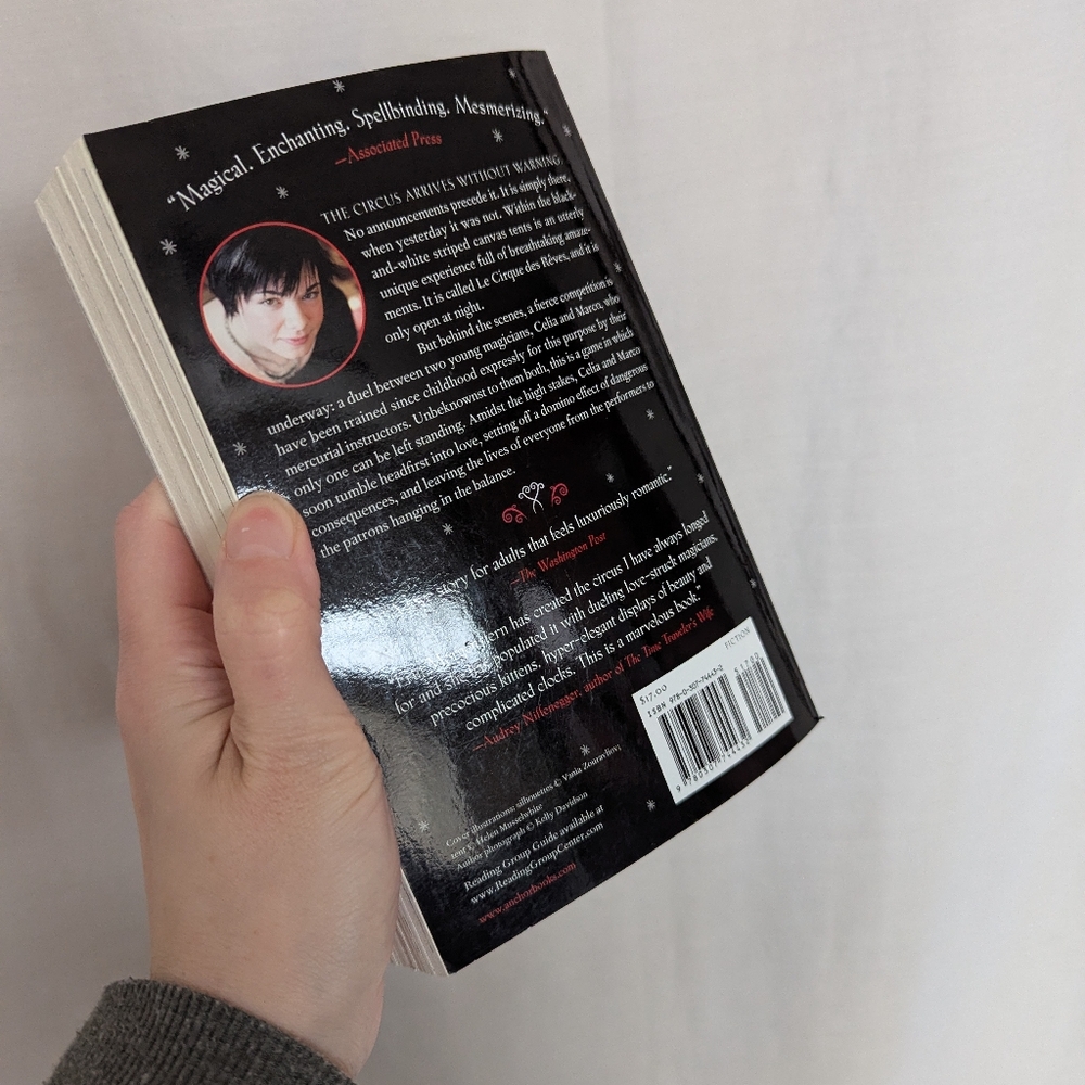 The Night Circus (softback) - Picture 2 of 4